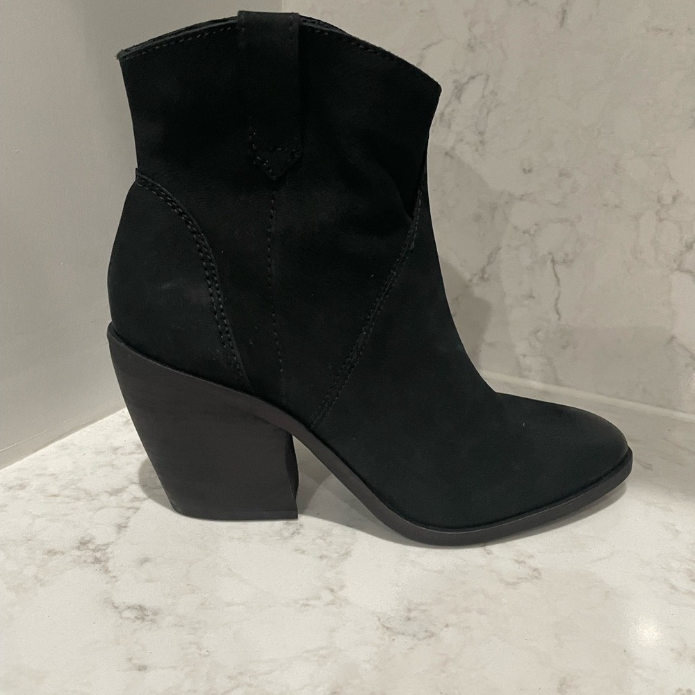 New! Lucky Brand Leather Loxona Western Bootie Black Sz‎ 6.5